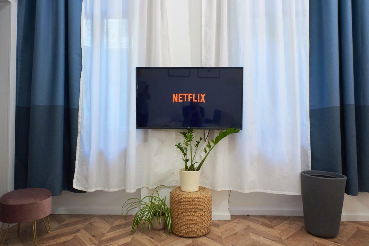 Appartamento Self Check-In Cozy Stylish Flat By Vaci Street Budapest Esterno foto
